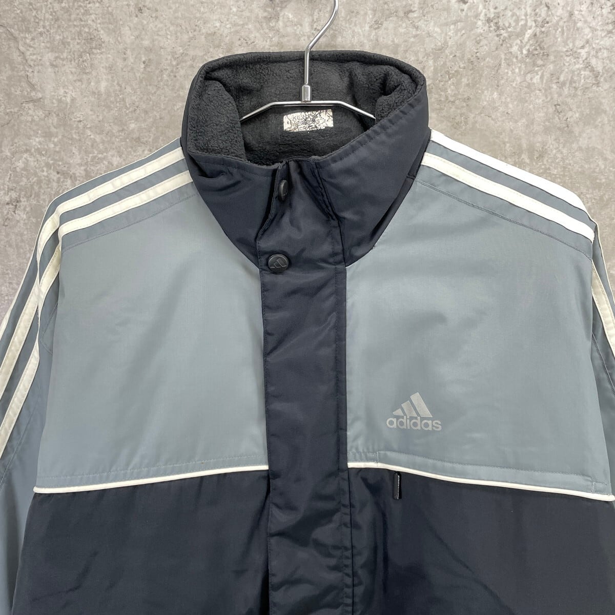 00年代 adidas アディダス ナイロンジャケット 中綿入り メンズL相当