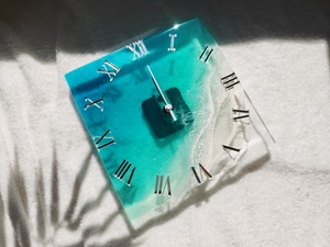 353.オーシャンレジンアート アクリル時計