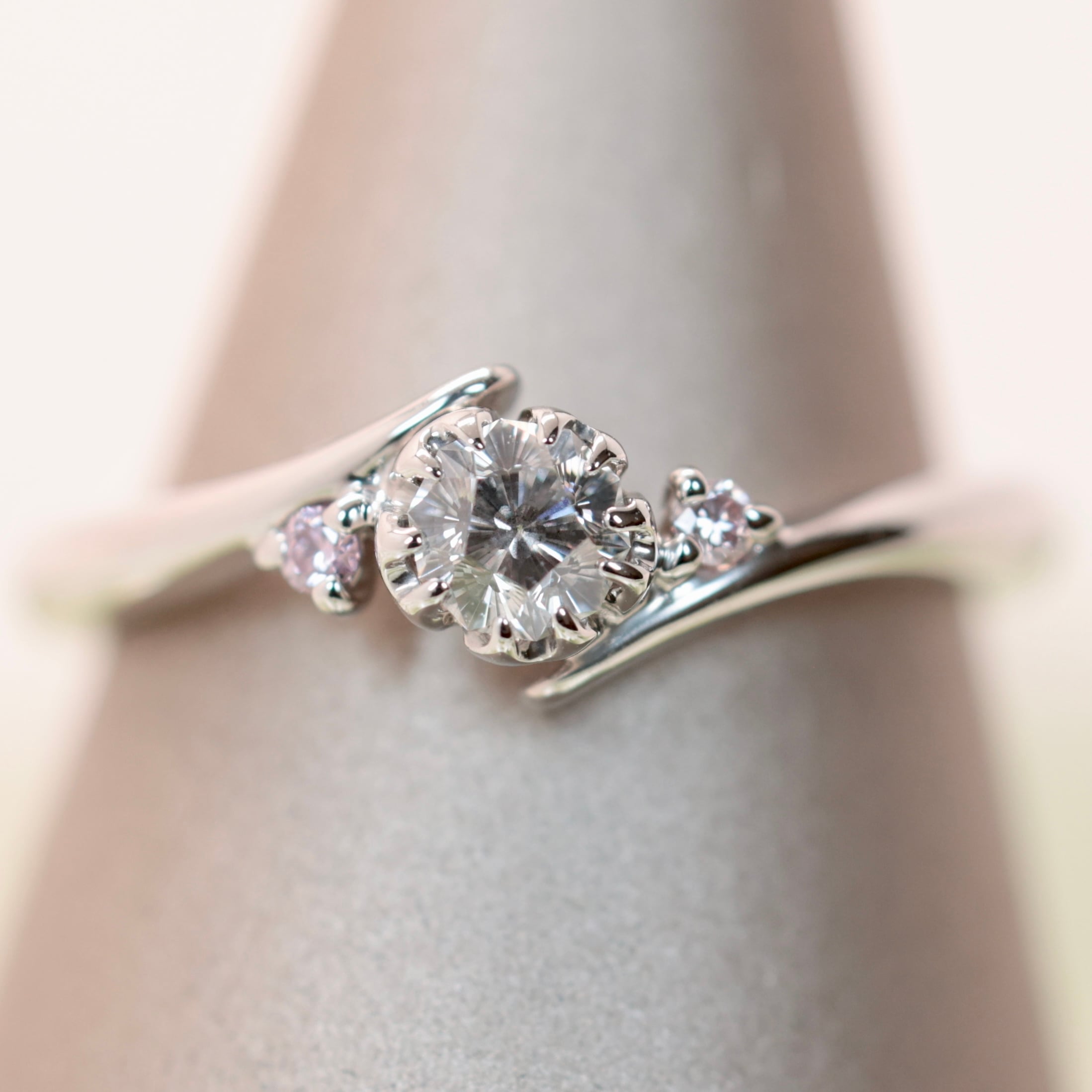 Pt900 さくらダイヤモンド 0.213ct ピンクダイヤモンド 0.02ct リング 