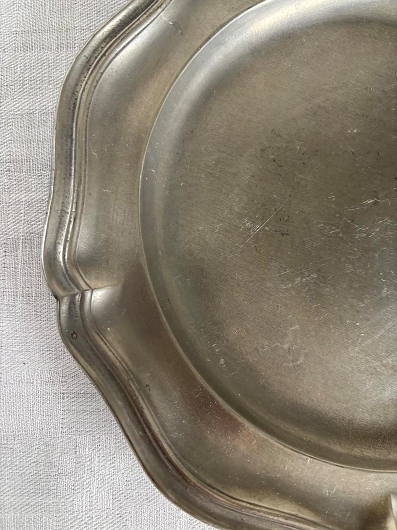 錫プレート　花リム　ピューター　エタンプレート　フランス製 19twh6-2