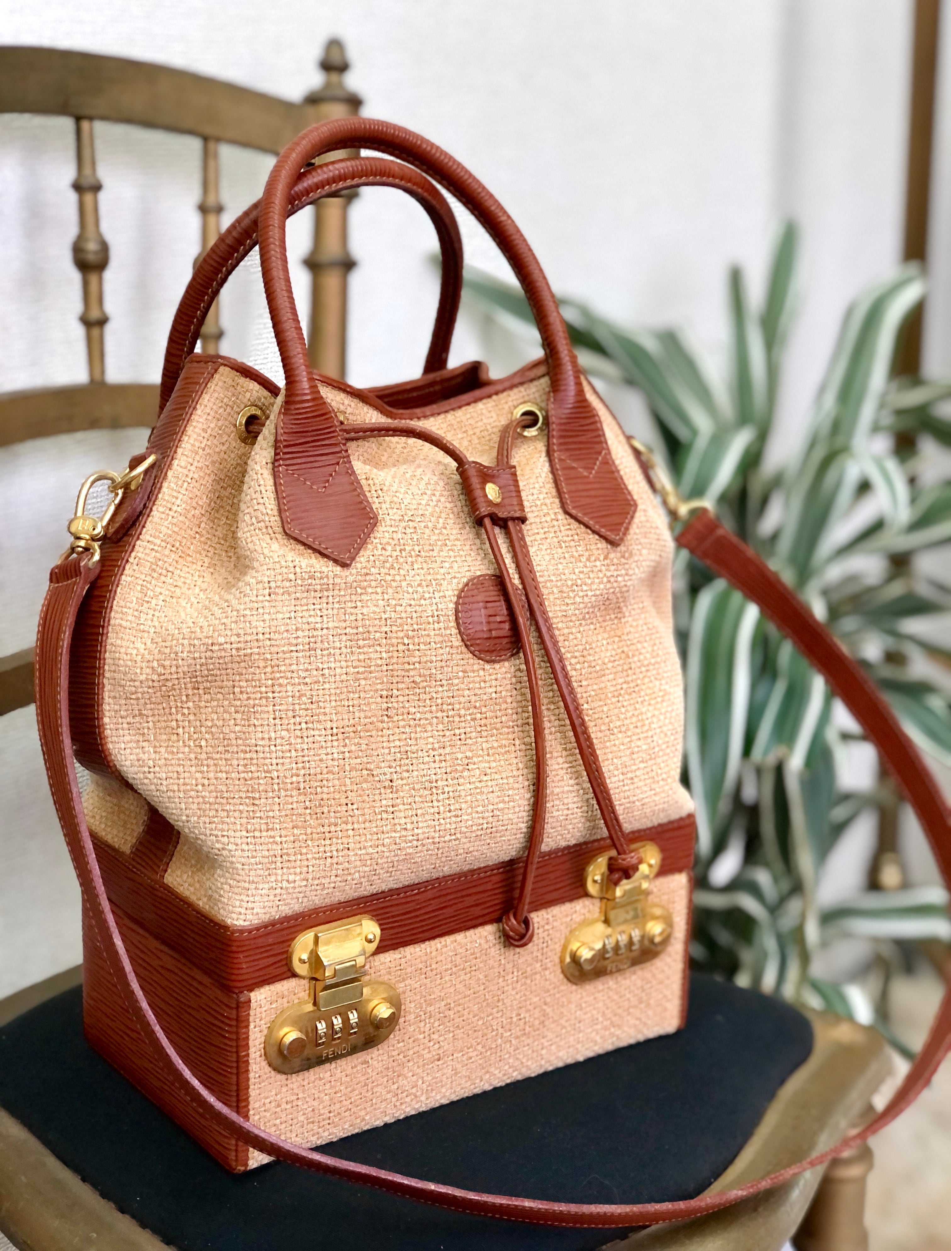 【美品】FENDI ペカン ショルダーバッグ オールドフェンディ