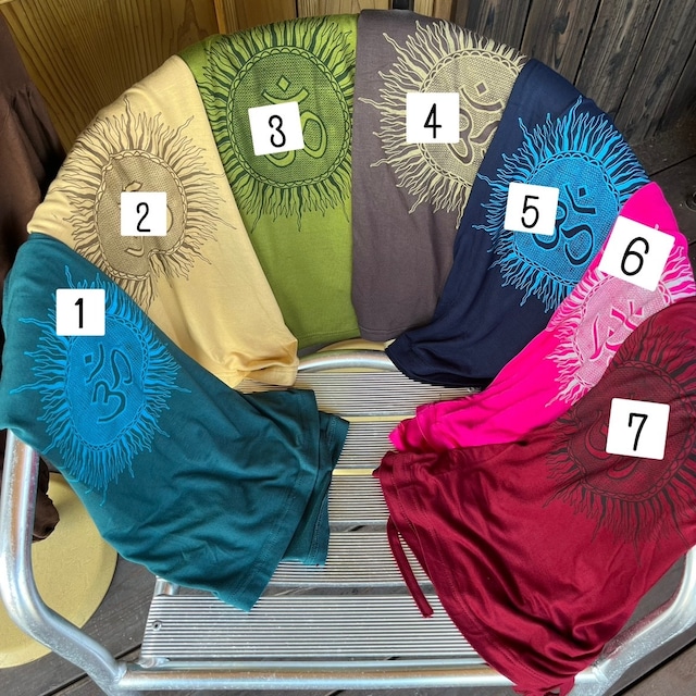 クシュクシュオームTシャツ