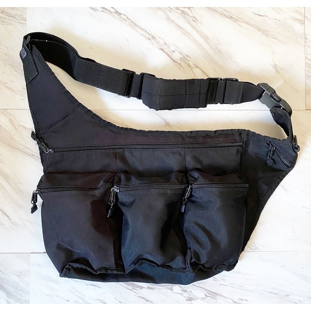 old gap black deformed shoulder bag﻿ | protocol