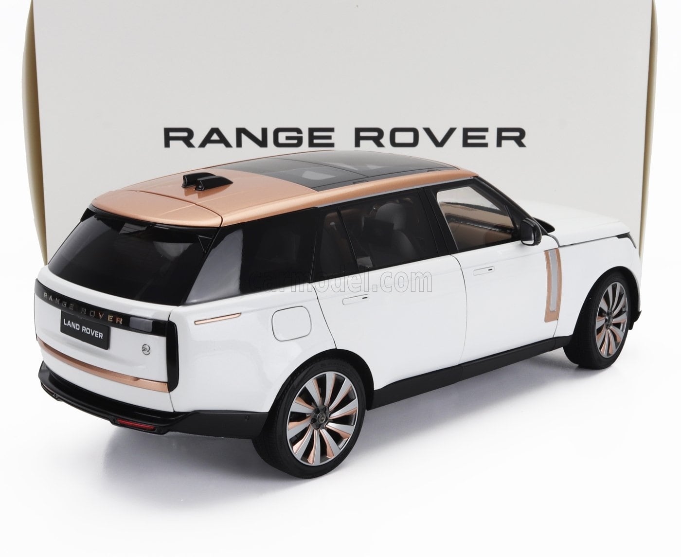 1/18 ランドローバー レンジローバー ホワイト ミニカー 1/18 ランドローバー レンジローバー LCD-MODEL 1/18 LAND