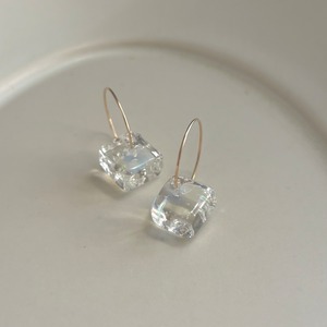 ガラスピアス　[ Block ]