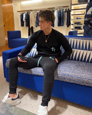 LUXURY CROSS SWEAT PANTS BLUE 【OW25BD009】