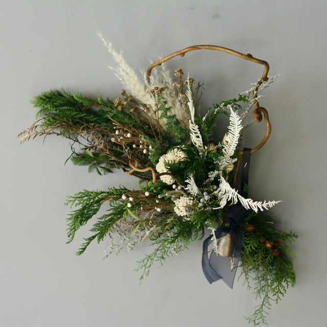 再販用 冬の変形リース ドライフラワーオブジェ クリスマススワッグ Lily S Diary ードライフラワーと植物にまつわるモノー 再販用 冬の変形リース ドライフラワーオブジェ クリスマススワッグ Lily S Diary ードライフラワーと植物にまつわるモノー