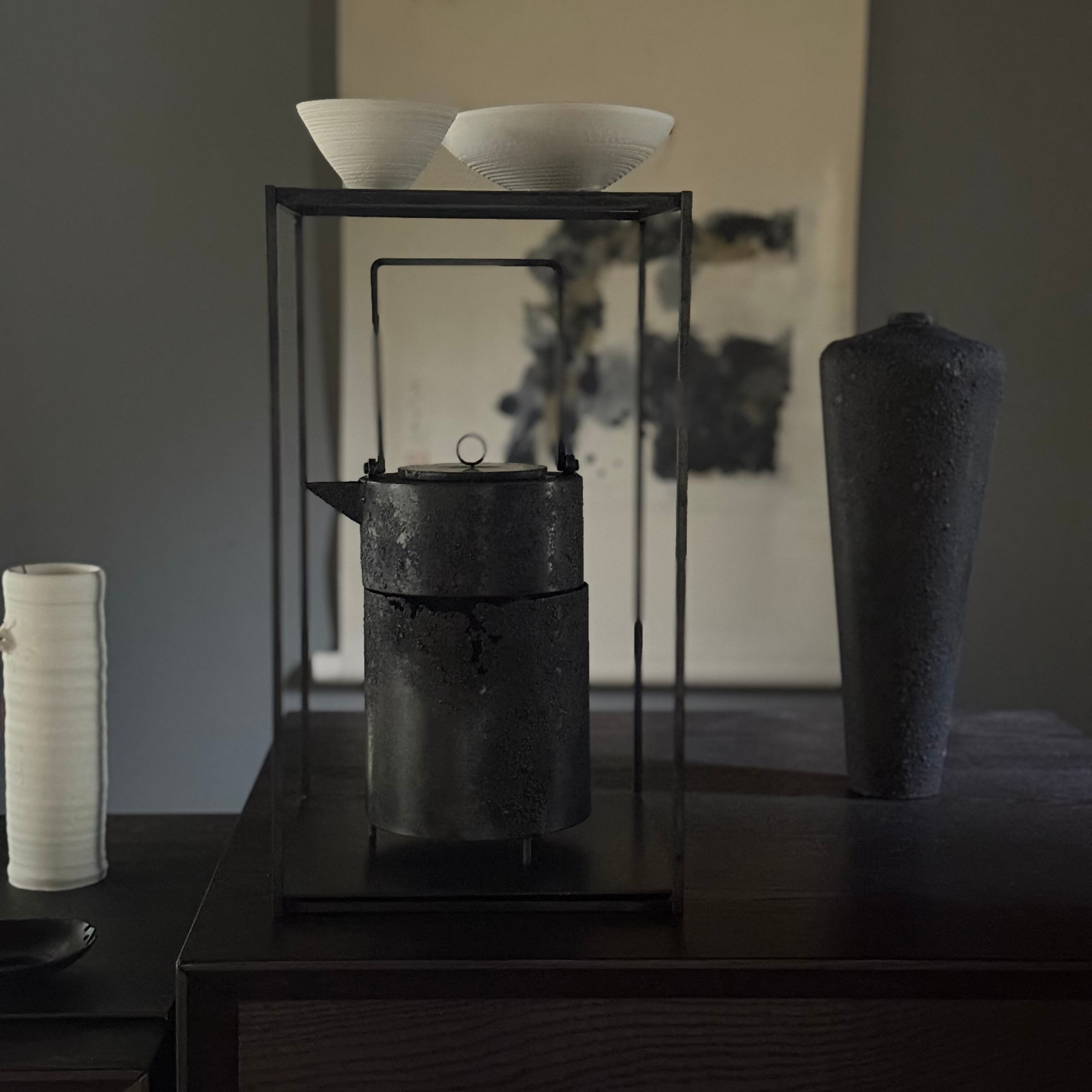 大山求 黒錆花器 (L) | gallery 一白