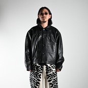 CCUの新作「TRUCKER JACKET」コーディネート