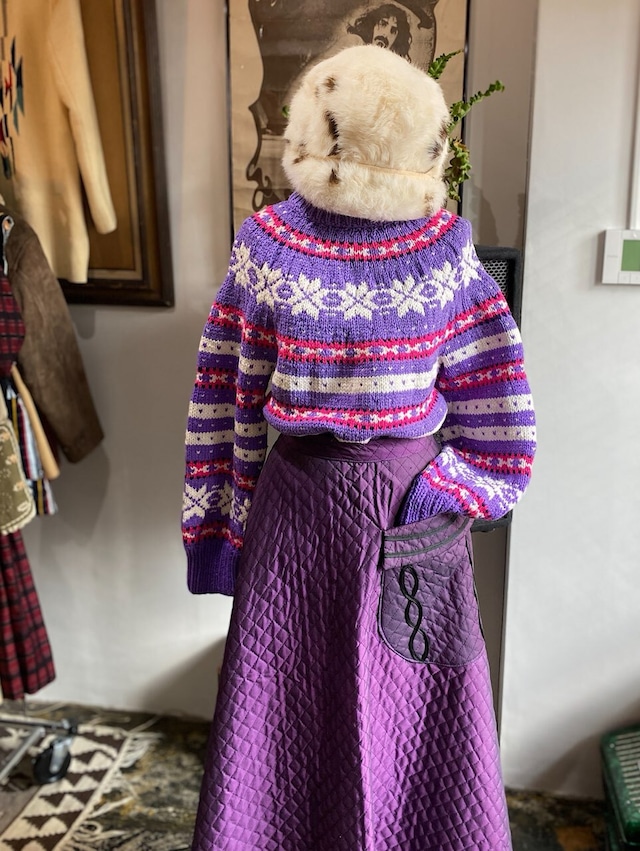 Purple × pink Nordic sweater