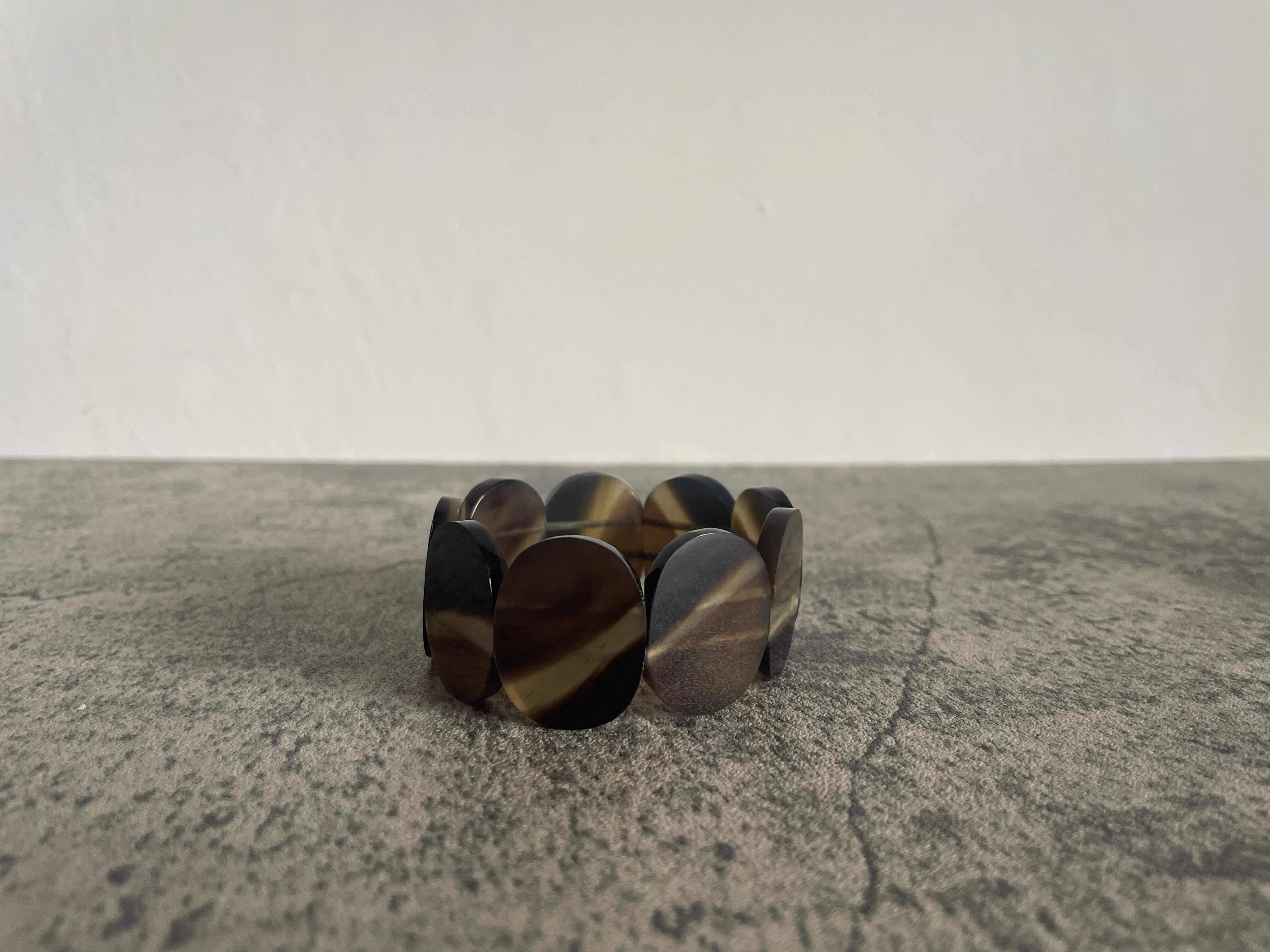 バッファローホーン バングル（スカラップ）