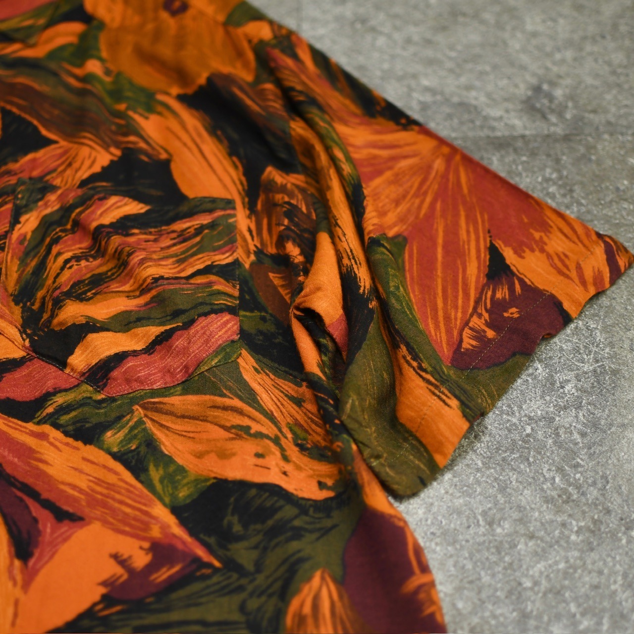 GIN TONIC rayon pattern shirt