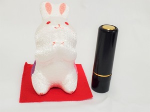 ちりめんのカワイイおねだりうさぎ