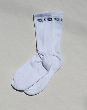 FAKIE STANCE / SOCKS (RESTOCK)