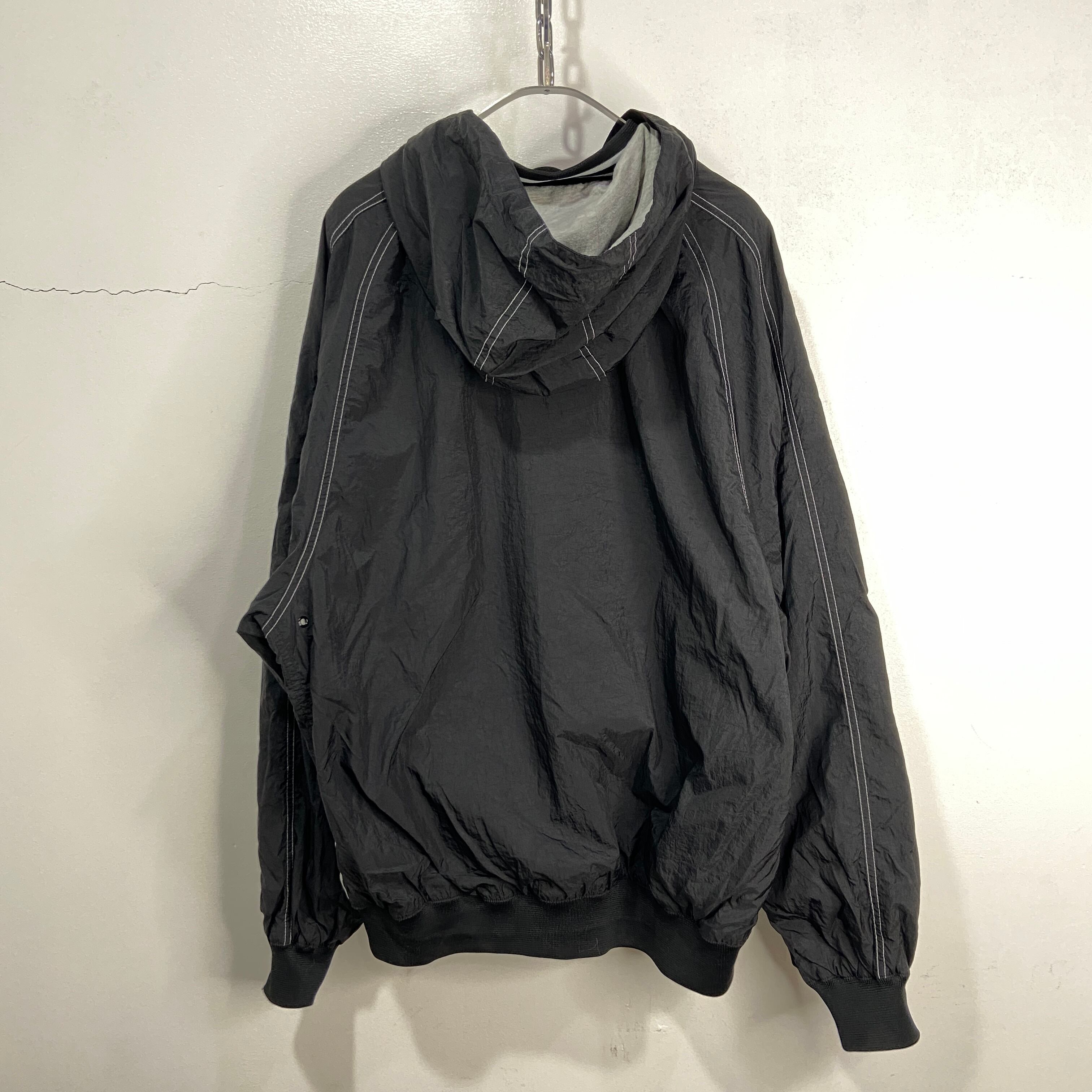 90s NIKE ナイキ 白タグ ナイロンフード付きジャケット 黒 XL 90s NIKE ナイキ 白タグ ナイロンフード付きジャケット 黒 XL