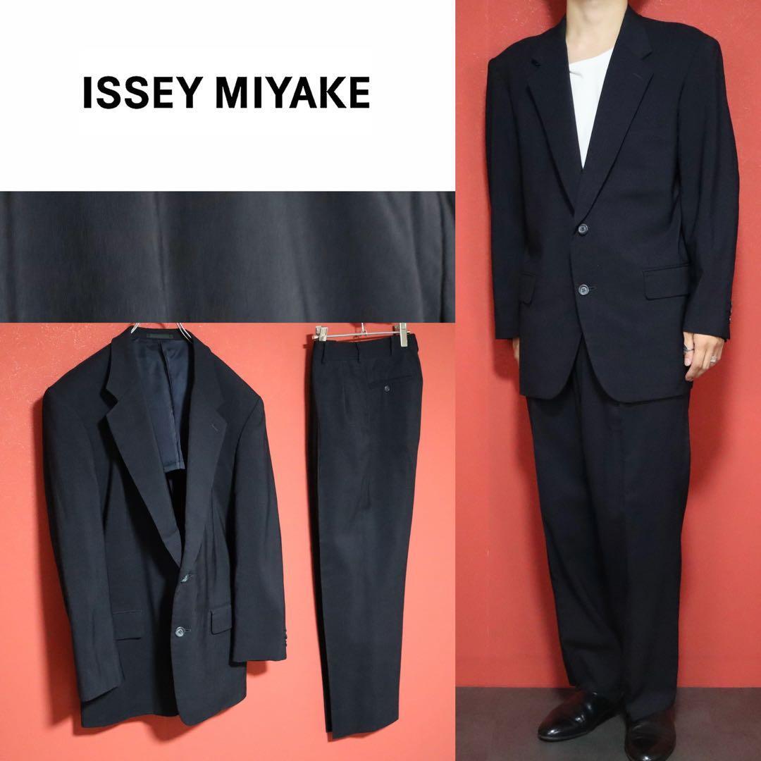 im ISSEY MIYAKE DESIGN STUDIO