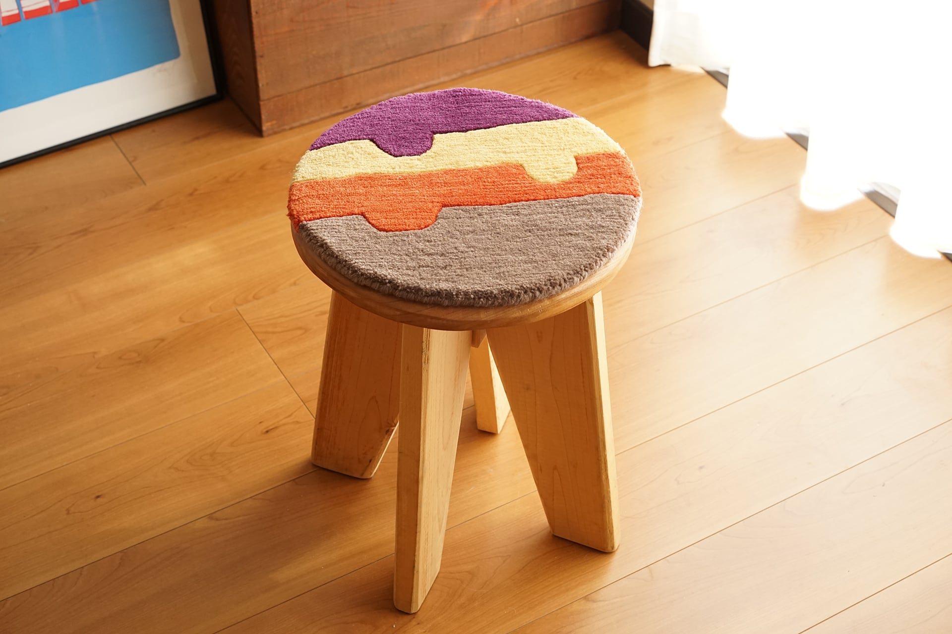 YOKOMAT ametsubu 1 _チェアパッド_ウールラグ_手織り_レトロカラー