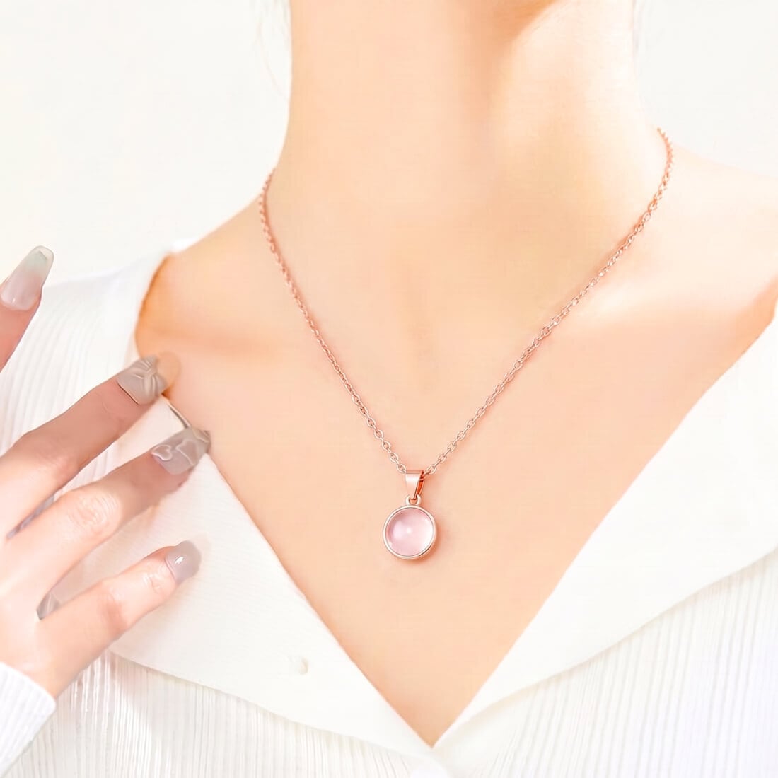 ピンクストーン ネックレス ｜ 上品 レディース | LAVISH