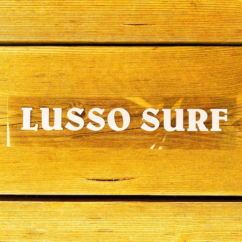 LUSSO SURF Sticker【Belwe Bold】