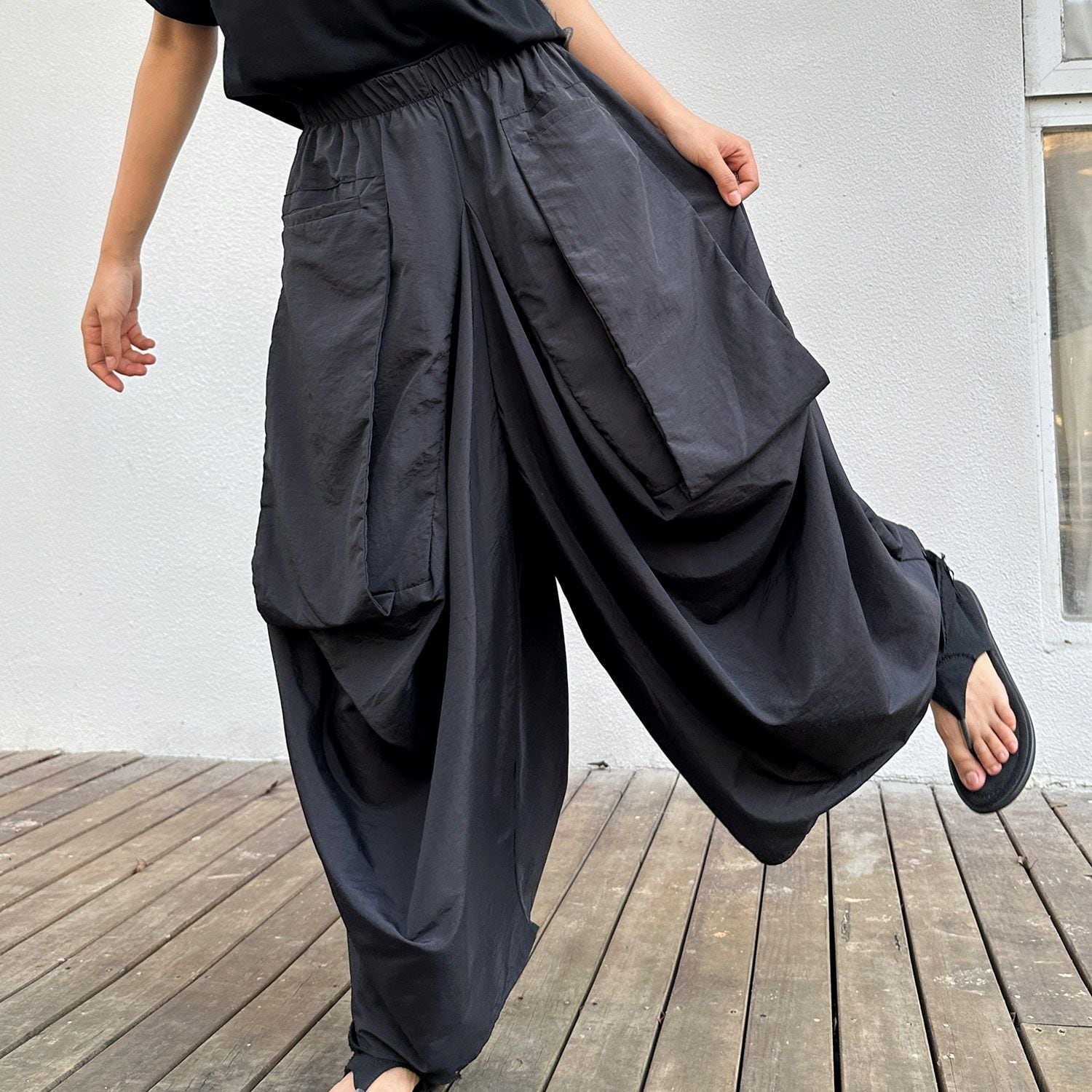 RELAXED WIDE LEG DRAPED POCKET PANTS M-17900
