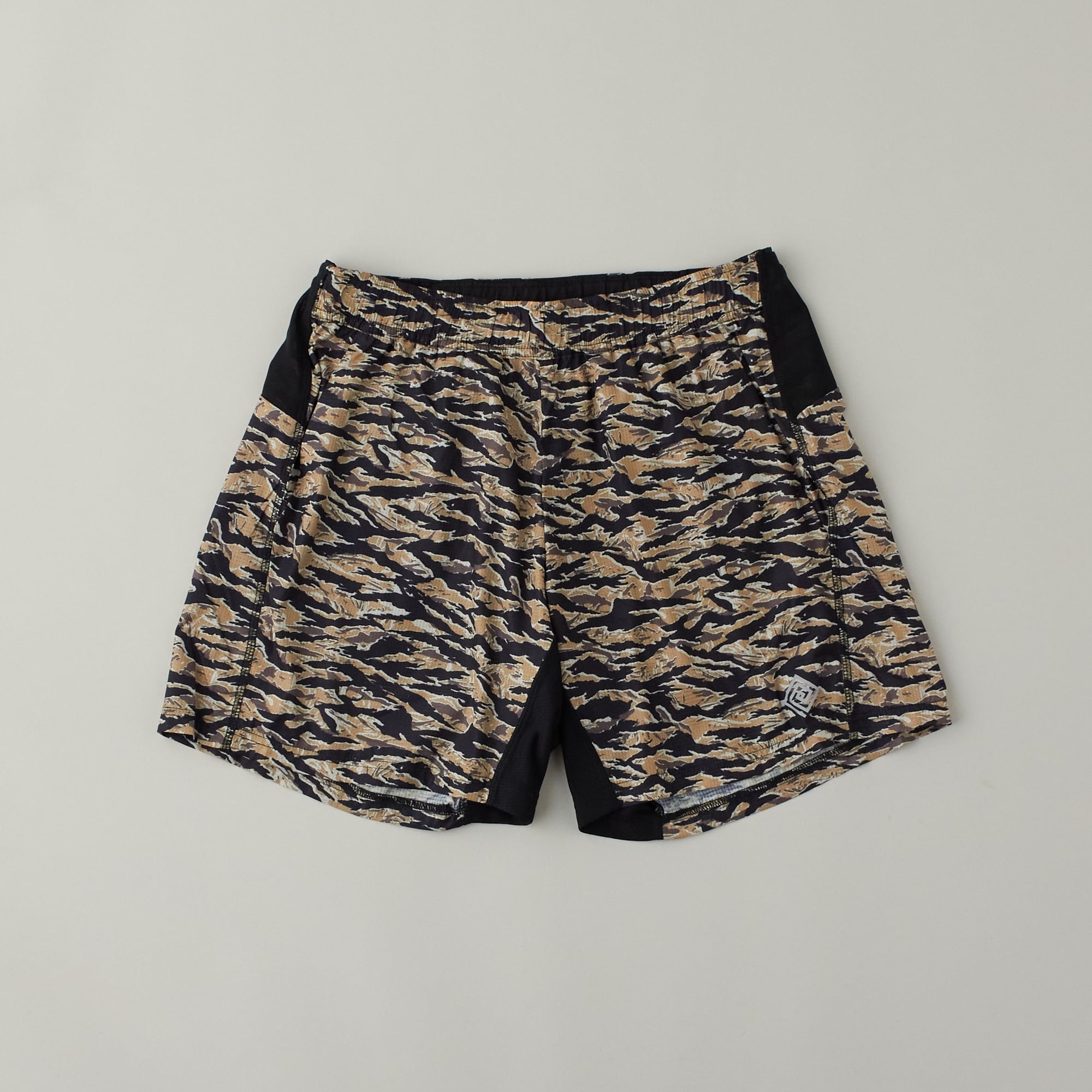 ELDORESO Tempo Buggt Shorts(Beige) - ショートパンツ