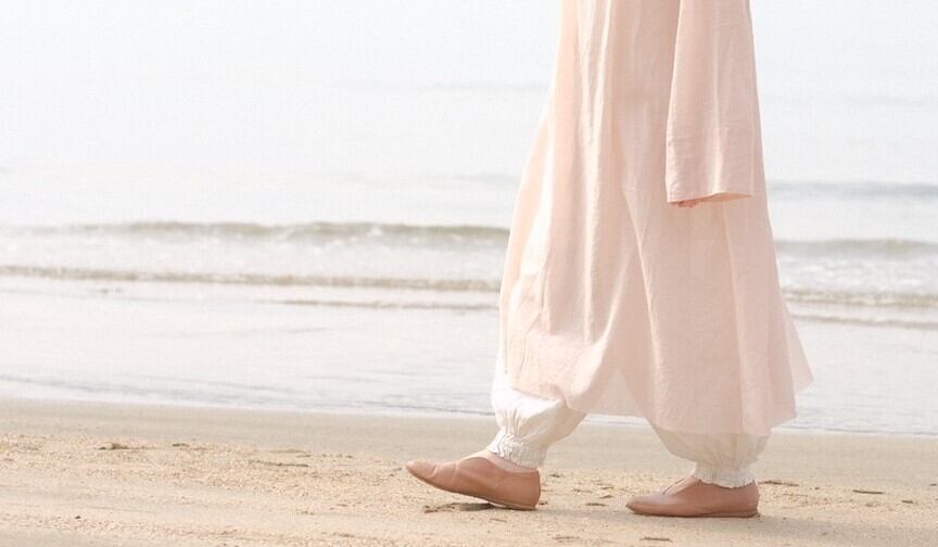 ギャザーパンツ(リネン／ネイビー)