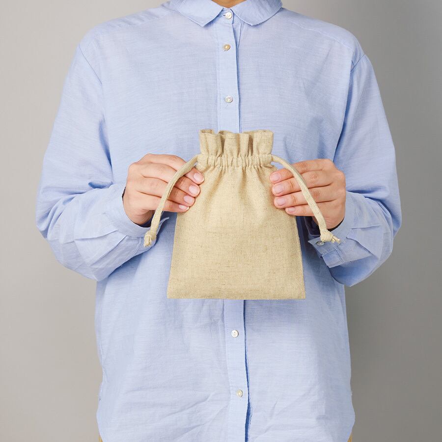 オリエンタルカレー コットンリネン巾着S（ロゴ） | ニッポンノイチ