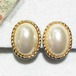 カボションパール風の石のオーバルイヤリング　コスチュームジュエリーのセール通販  11041E
