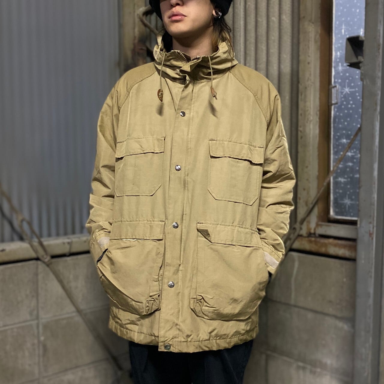 70年代 ビンテージ USA製 WOOLRICH ウールリッチ マウンテンジャケット マウンテンパーカー ナイロンジャケット メンズM 古着 70s  ヴィンテージ ベージュ【ナイロンジャケット】 | cave 古着屋【公式】古着通販サイト