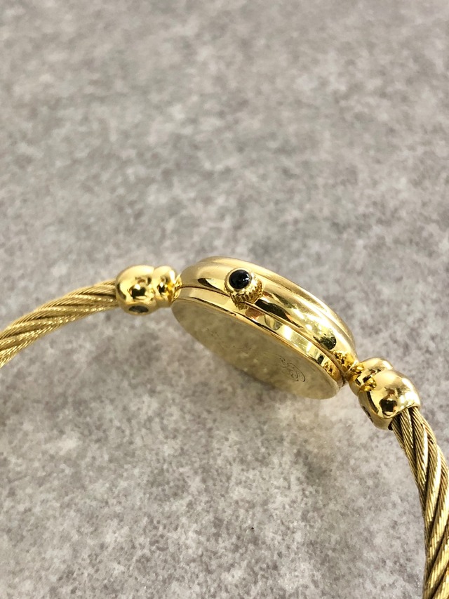 GUCCI グッチ 腕時計 ゴールド ラウンド クウォーツ バングル 2700 vintage ヴィンテージ オールド 4mvmkw