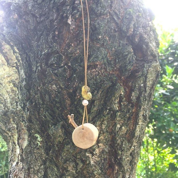 【一点物】✦⋆.八ヶ岳の森の贈り物 ✦⋆.·賢者の石とフクロウと桜の木のアロマボトルネックレス ⋆.·✦