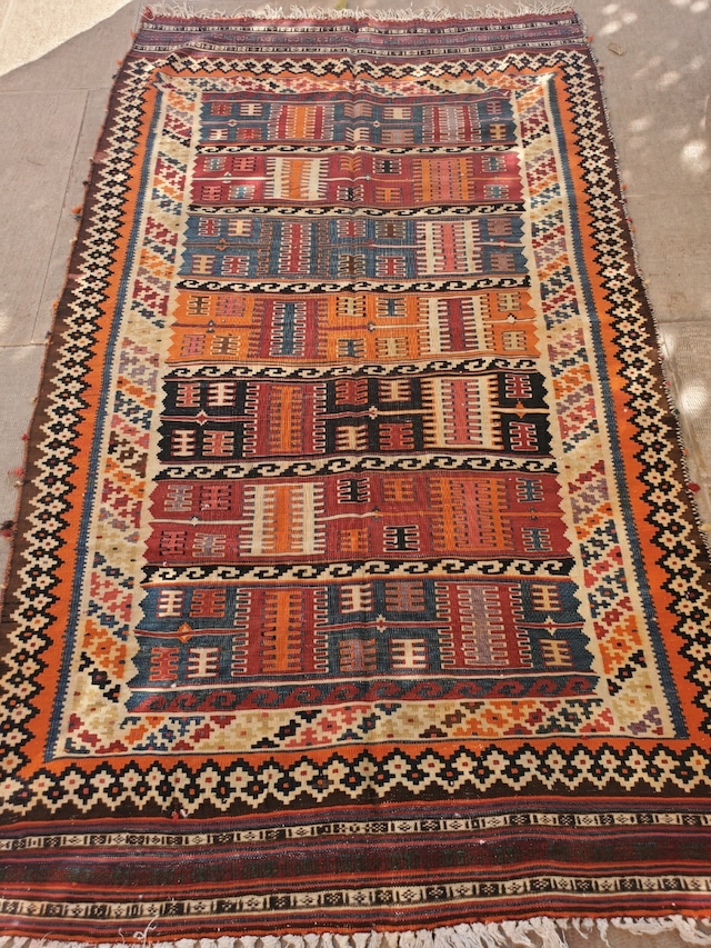 絨毯クエスト45【No.7】Kilim ※現在、こちらの商品はイランに置いてあります。ご希望の方は先ずは在庫のご確認をお願いします。
