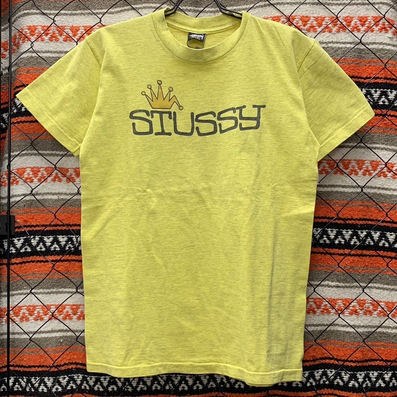 USA製》80'sステューシー STUSSY☆Tシャツ L センターロゴ 突っ込む USA製》80'sステューシー STUSSY☆Tシャツ L センターロゴ 突っ込む