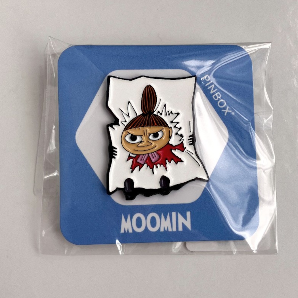 MOOMIN ピンバッジ 紙を破るミイ リトルミイ | 京都のかわいい雑貨屋 
