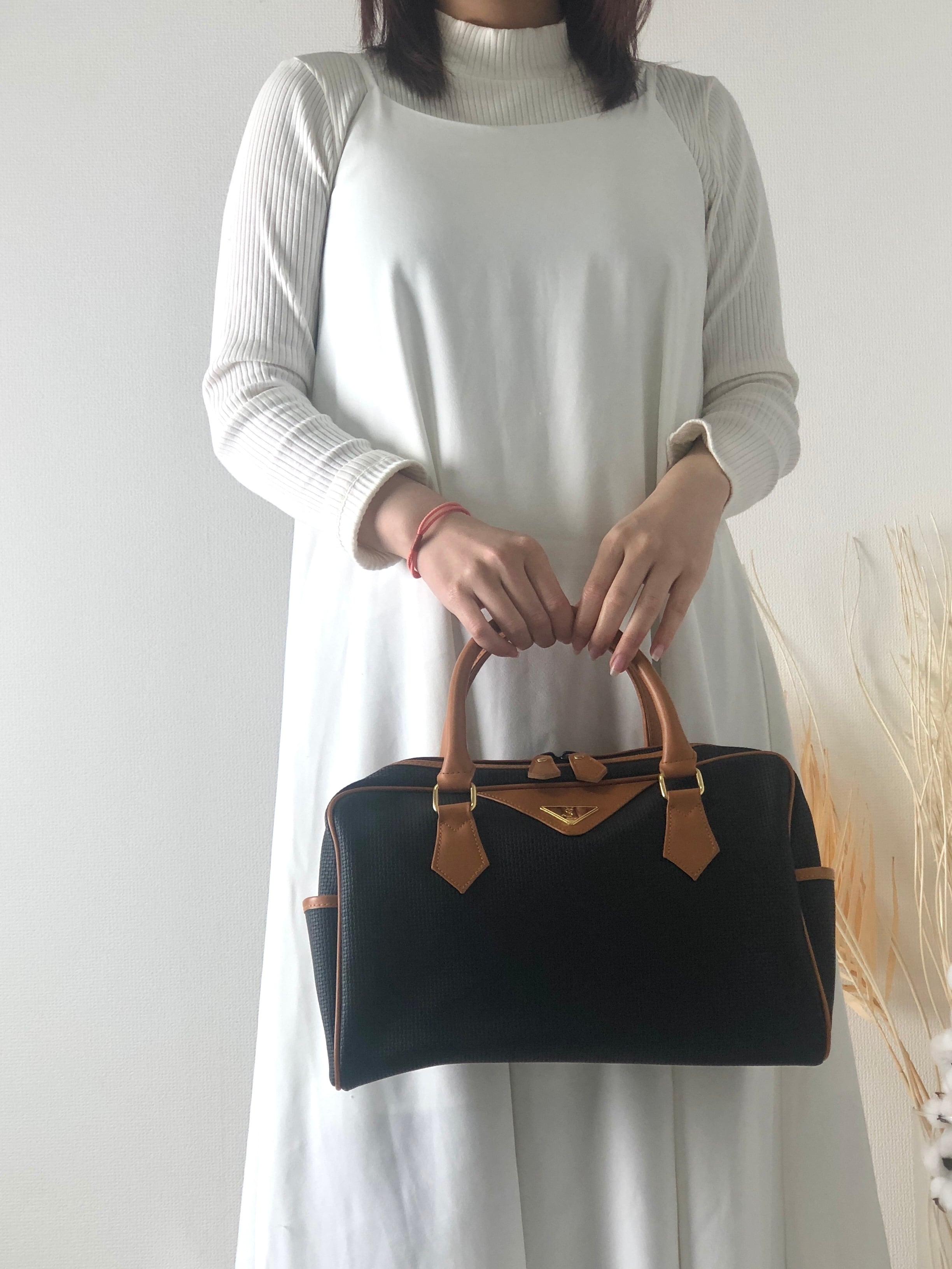 美品 イヴサンローラン YSL 緩 ハンドバッグ ミニボストン カサンドラ