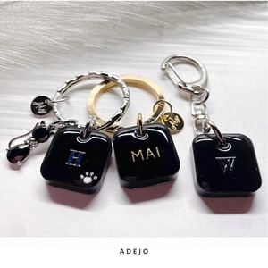 monotone 【square】