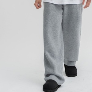 ベーシックニットストレートパンツ（別売りでセットアップのパーカーあり）　1154