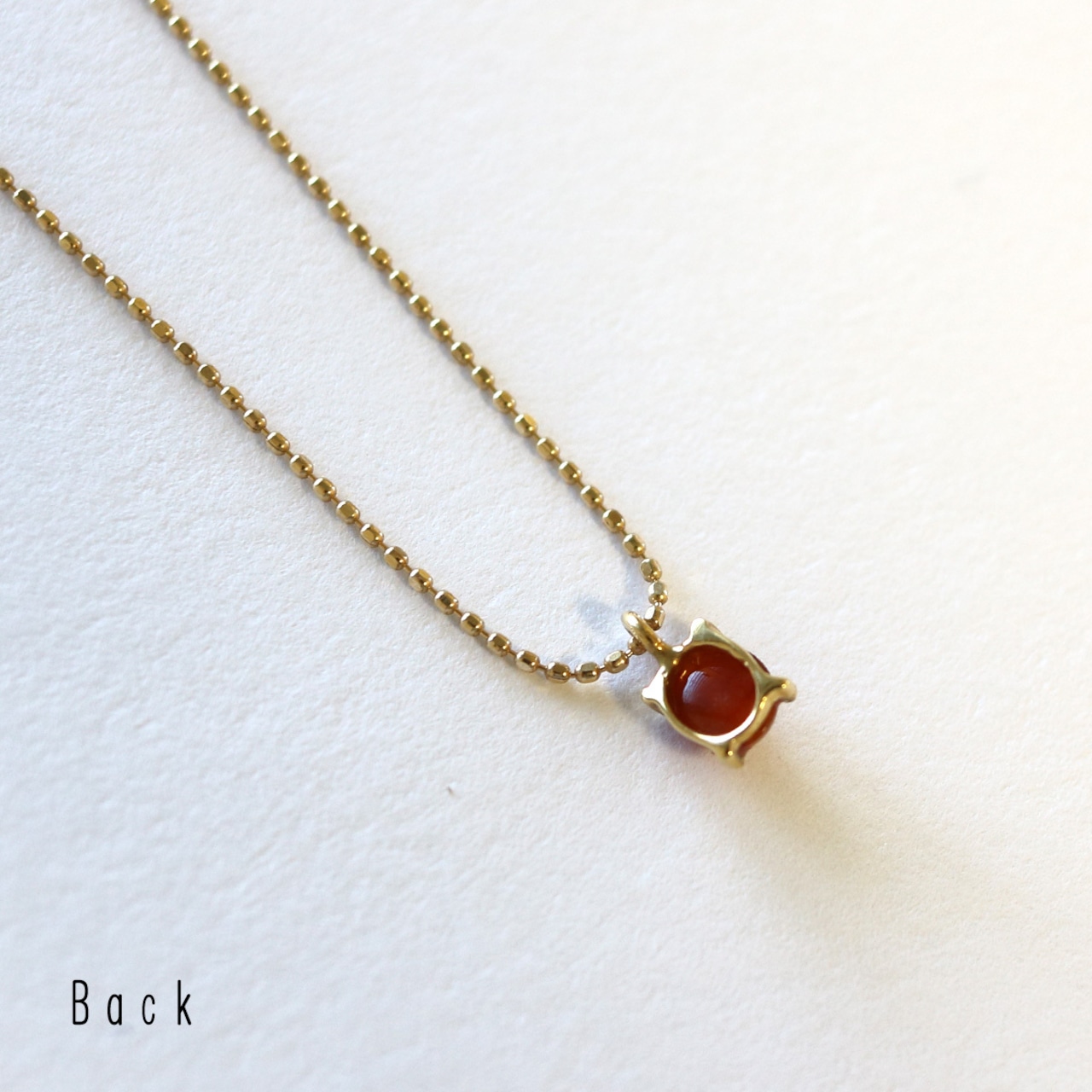 小さくても存在感あり！ K10 翡ブラウン プチ ペンダント ネックレス A貨翡翠 jd_ne1013