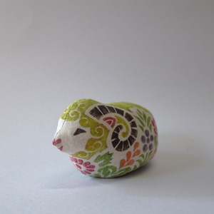 未　（ひつじ）　干支　木版手染めぬいぐるみ