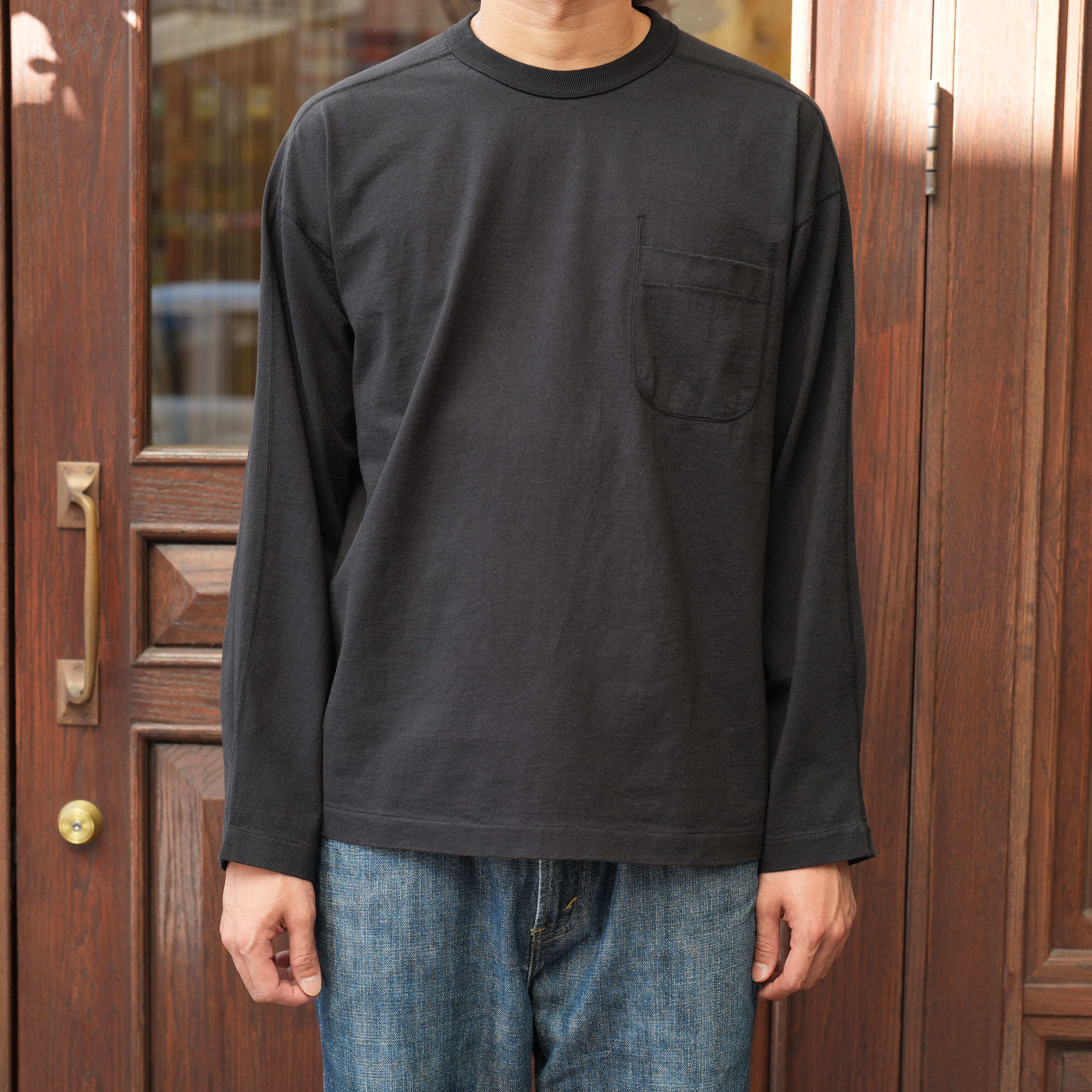 Indian Hill Knitting Service(インディアンヒルニッティングサービス) "Swedish Mil Type L/S Pocket T-Shirts" -Black-