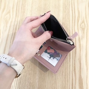 【財布】花刺繍二つ折り財布