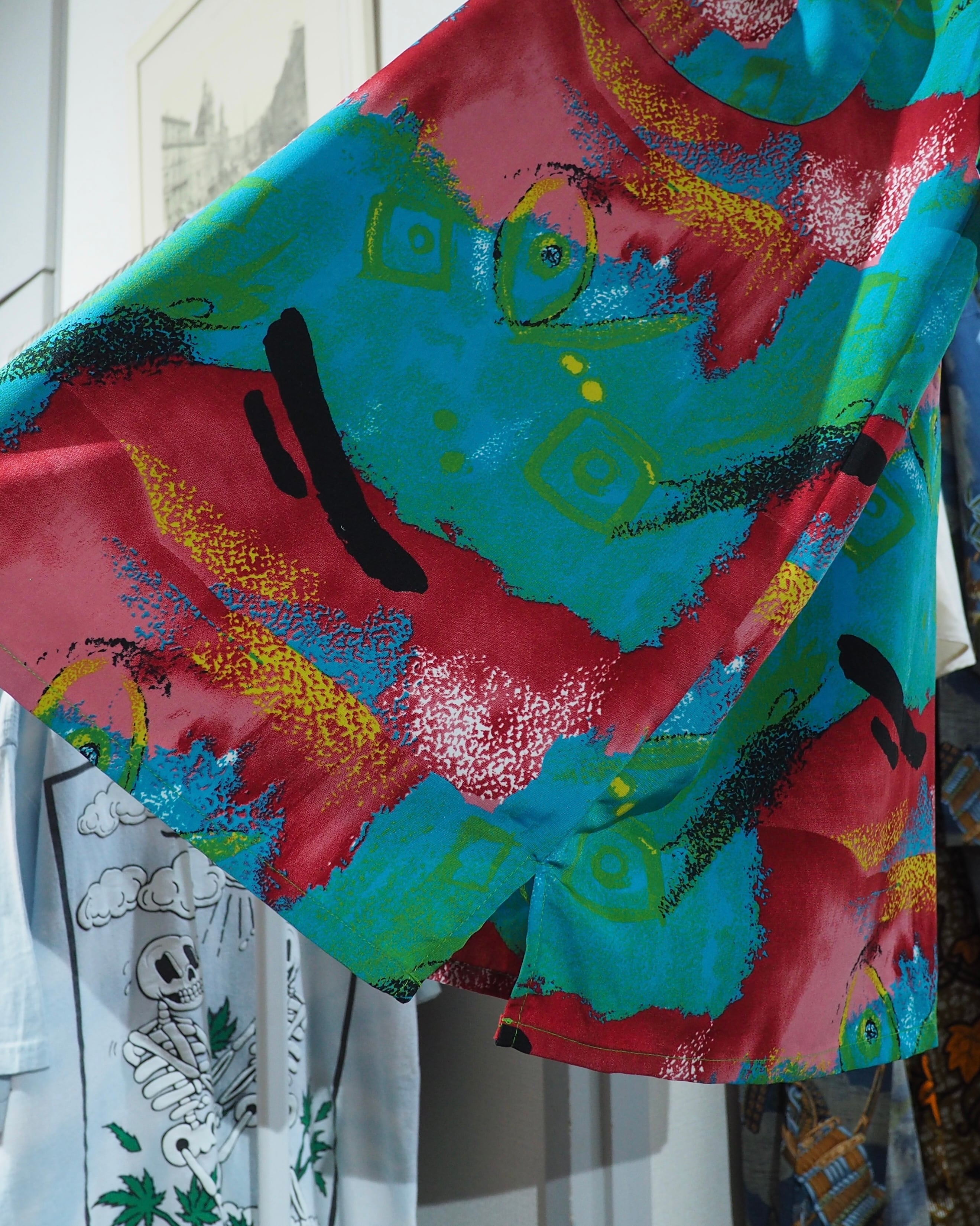 1990s ” 混沌 ” Beautiful Chaos painting Art vintage Over silhouette SS shirt