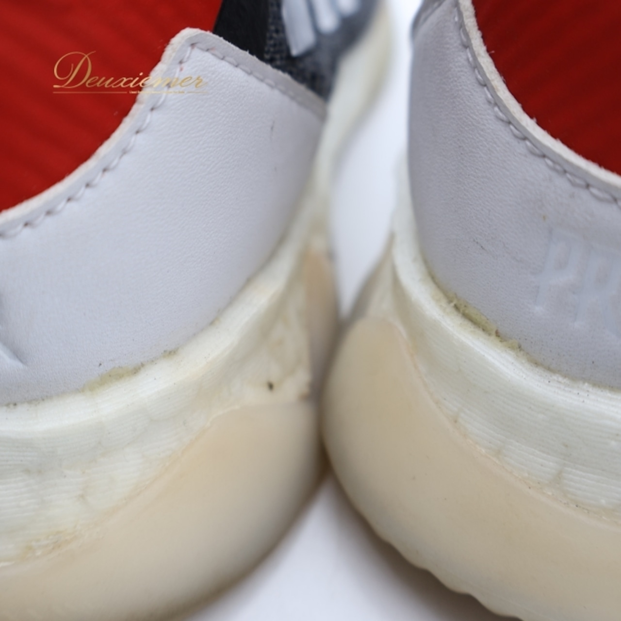 adidas スニーカー 25.5cm PREDATOR BOOST ブラック系 靴 くつ アディダス シューズ 黒 赤 おしゃれ かっこいい スポーツ 運動 グレイ系 レッド系