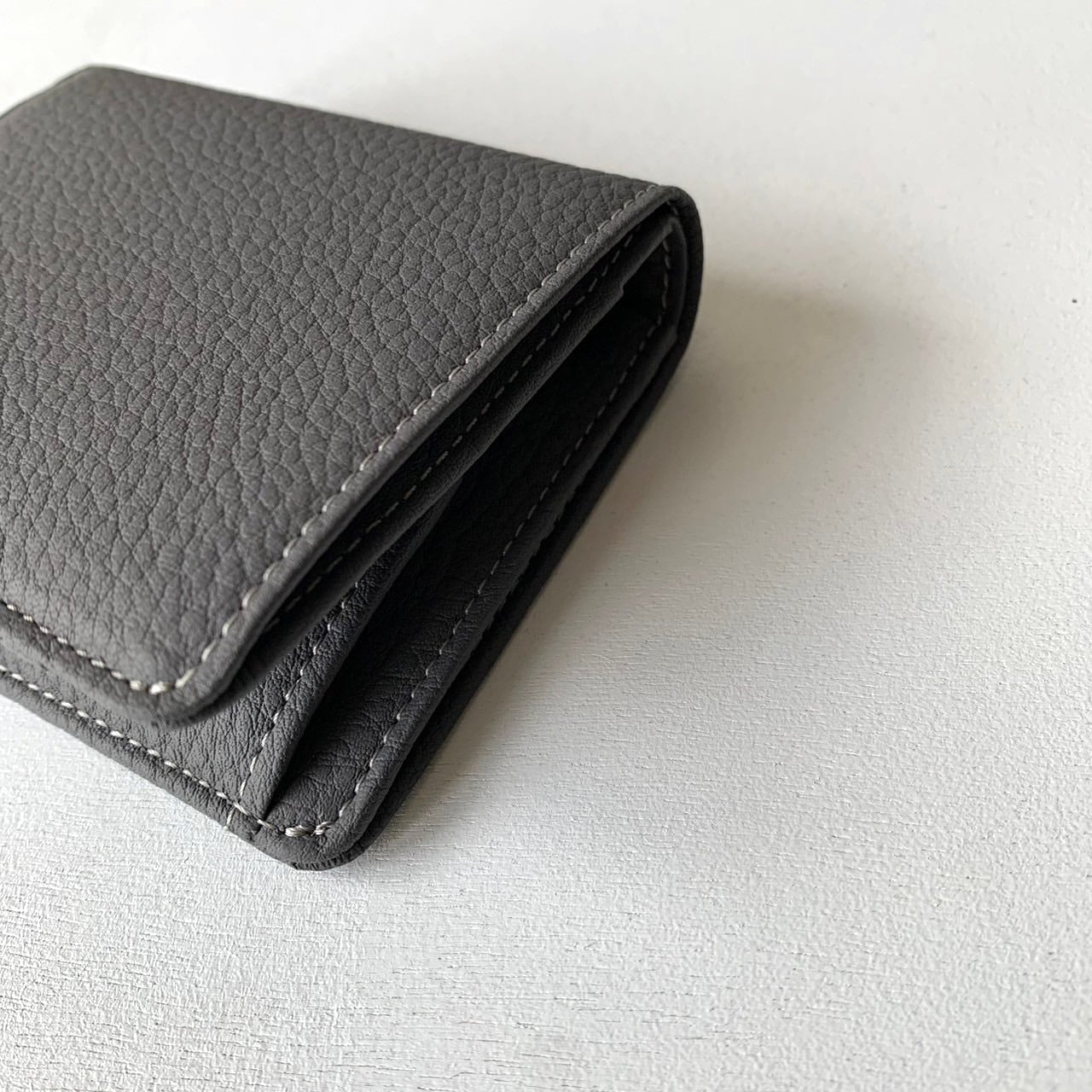ERA.】EO SHRINK BIFOLD WALLET/L041S | eighty88eight