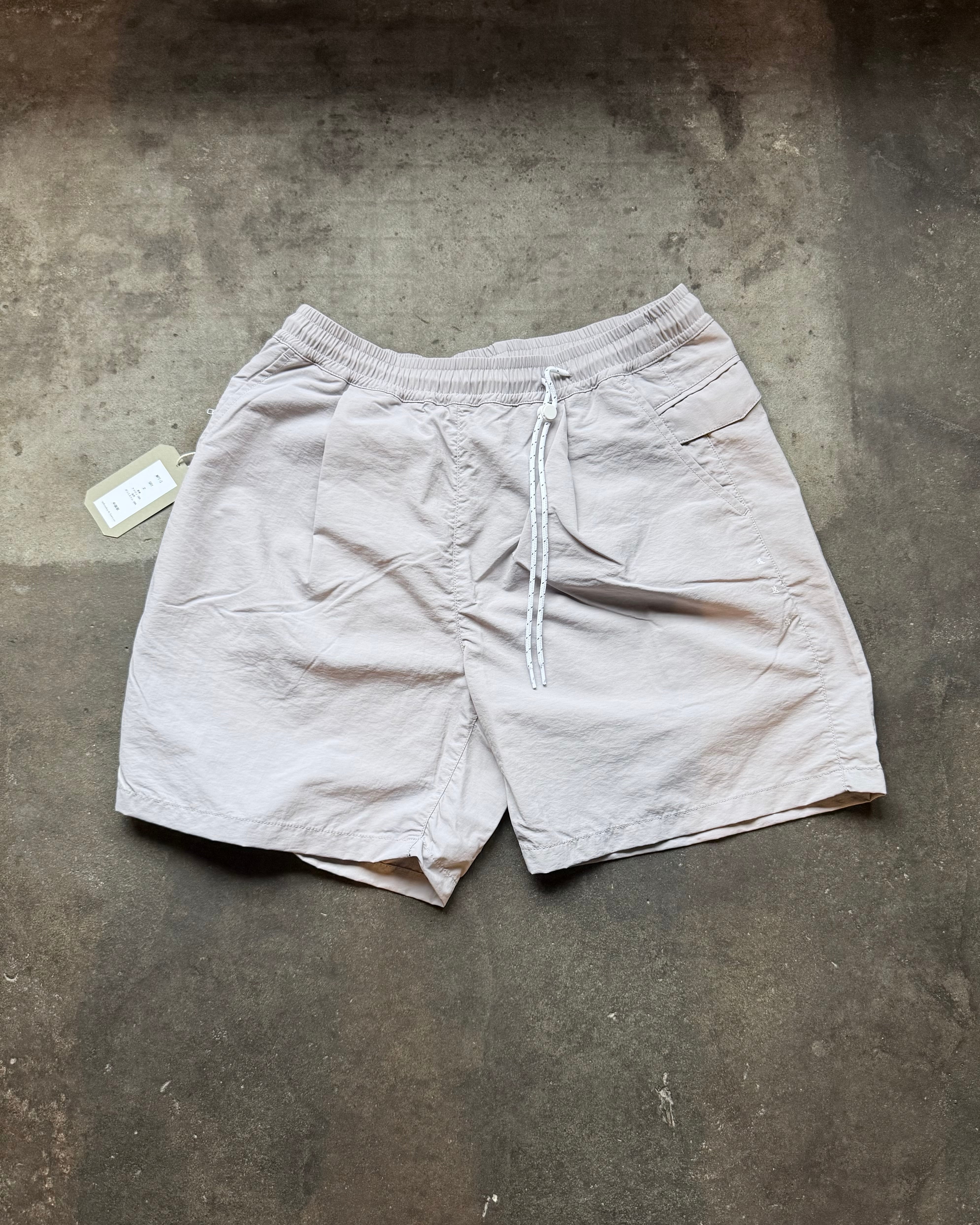 迷迭香 | NYLON HARVEST LOOSE SHORTS | MOMOYA 山の用品店