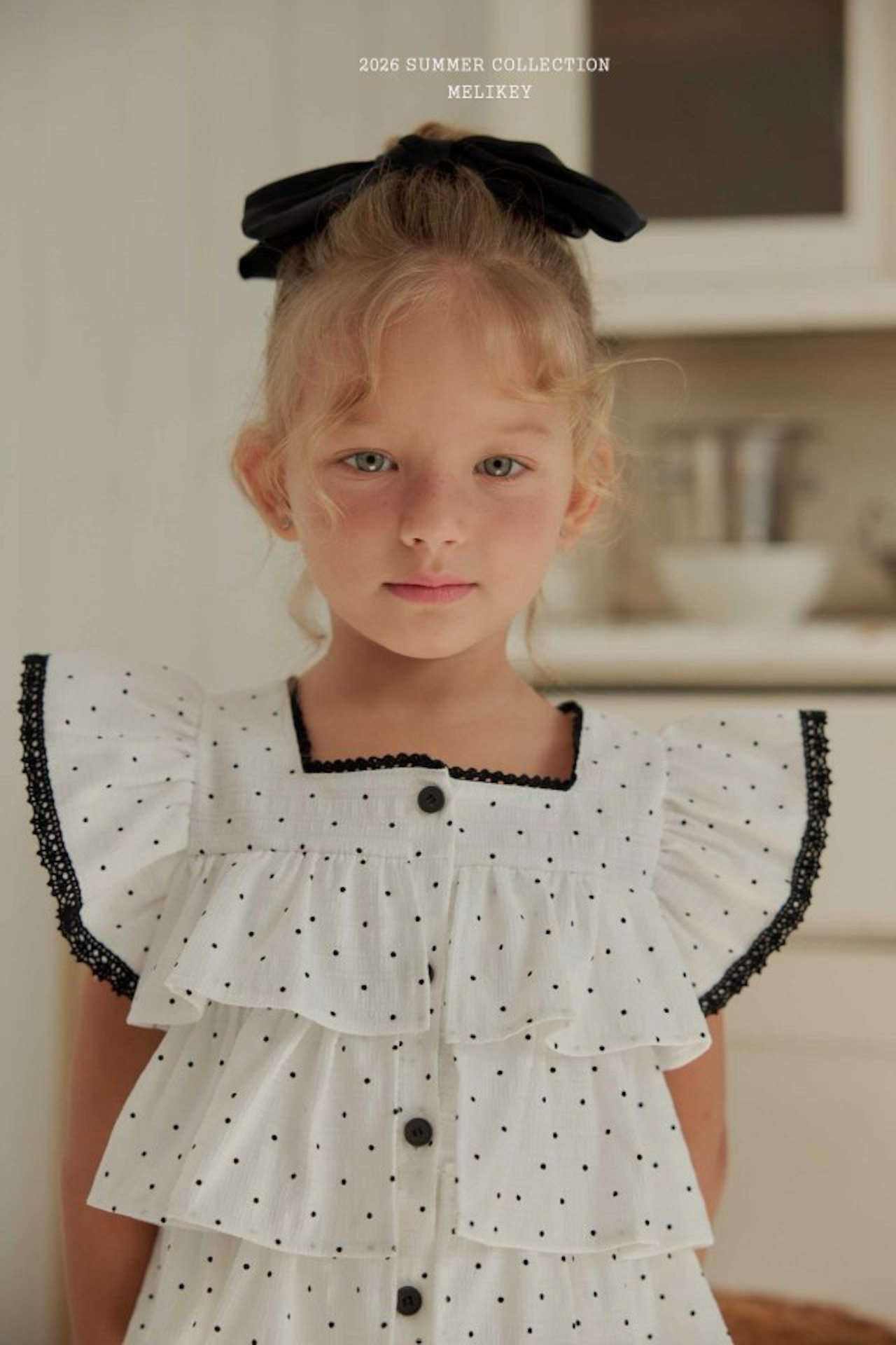 [MELIKEY] Dot Ruffle Sleeveless Blouse (JS/JM) / [미라이키] 도트캉캉나시블라우스 (JS/JM)