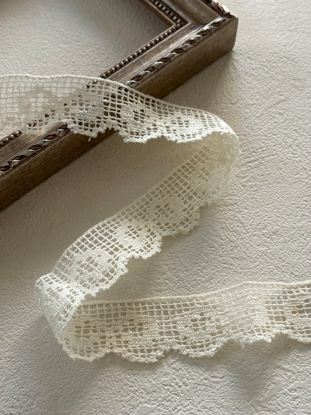 フランス Vintage 梯子レース はしごレース ベージュ 100cm／カット  9mm幅 カルトナージュ デコレーション材