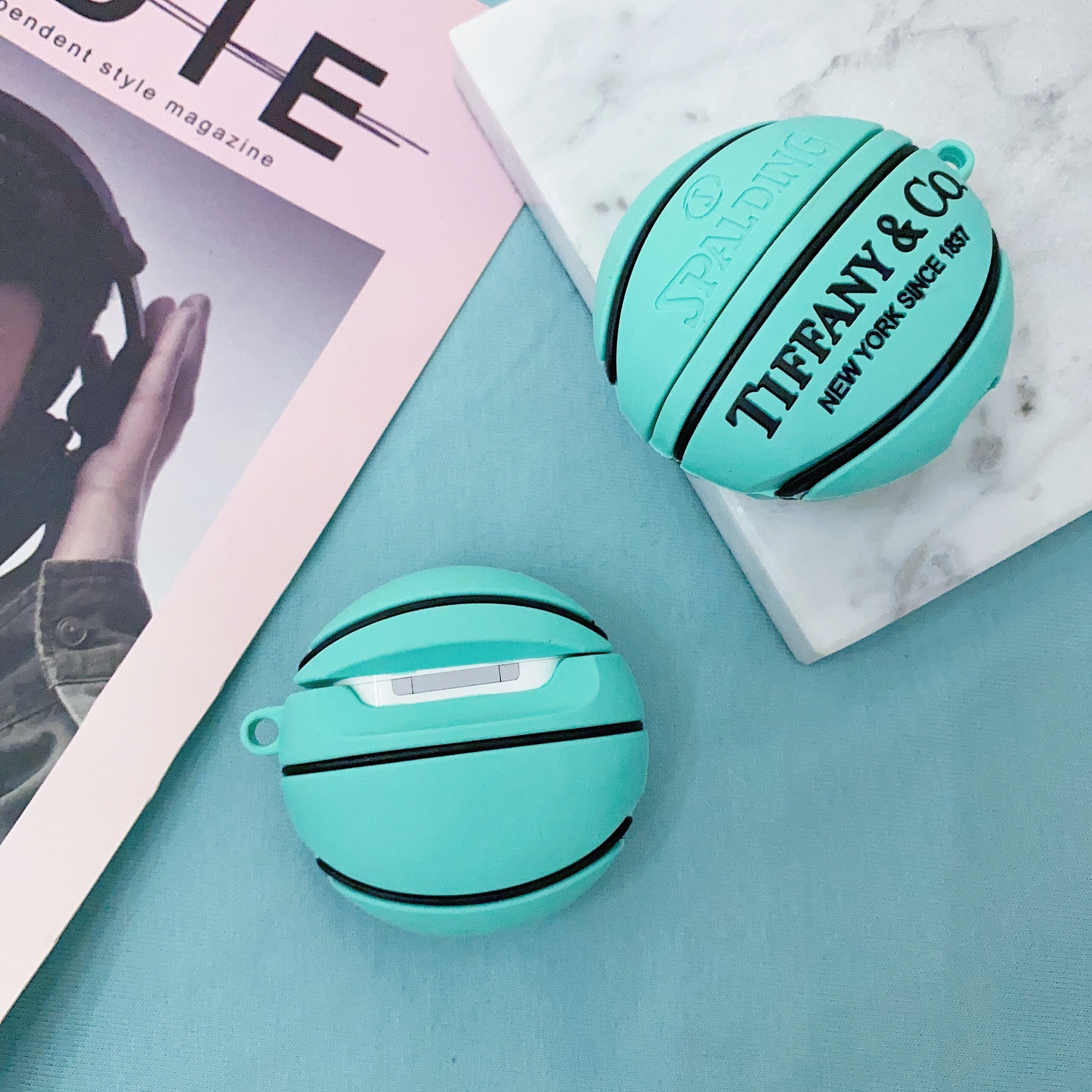 Airpods Pro Airpods ケース かわいい シリコン カラビナ付き エアポッズプロ 保護 エアポッズ カバー ティファニー バスケットボール おしゃれ おしゃれで可愛いairpodsケース Apple Watchバンド Iphoneケース専門店 New I Airpods Pro Airpods ケース かわいい シリコン カラビナ付き エアポッズプロ 保護 エアポッズ カバー ティファニー バスケットボール おしゃれ おしゃれで可愛いairpodsケース Apple Watchバンド Iphoneケース専門店 New I