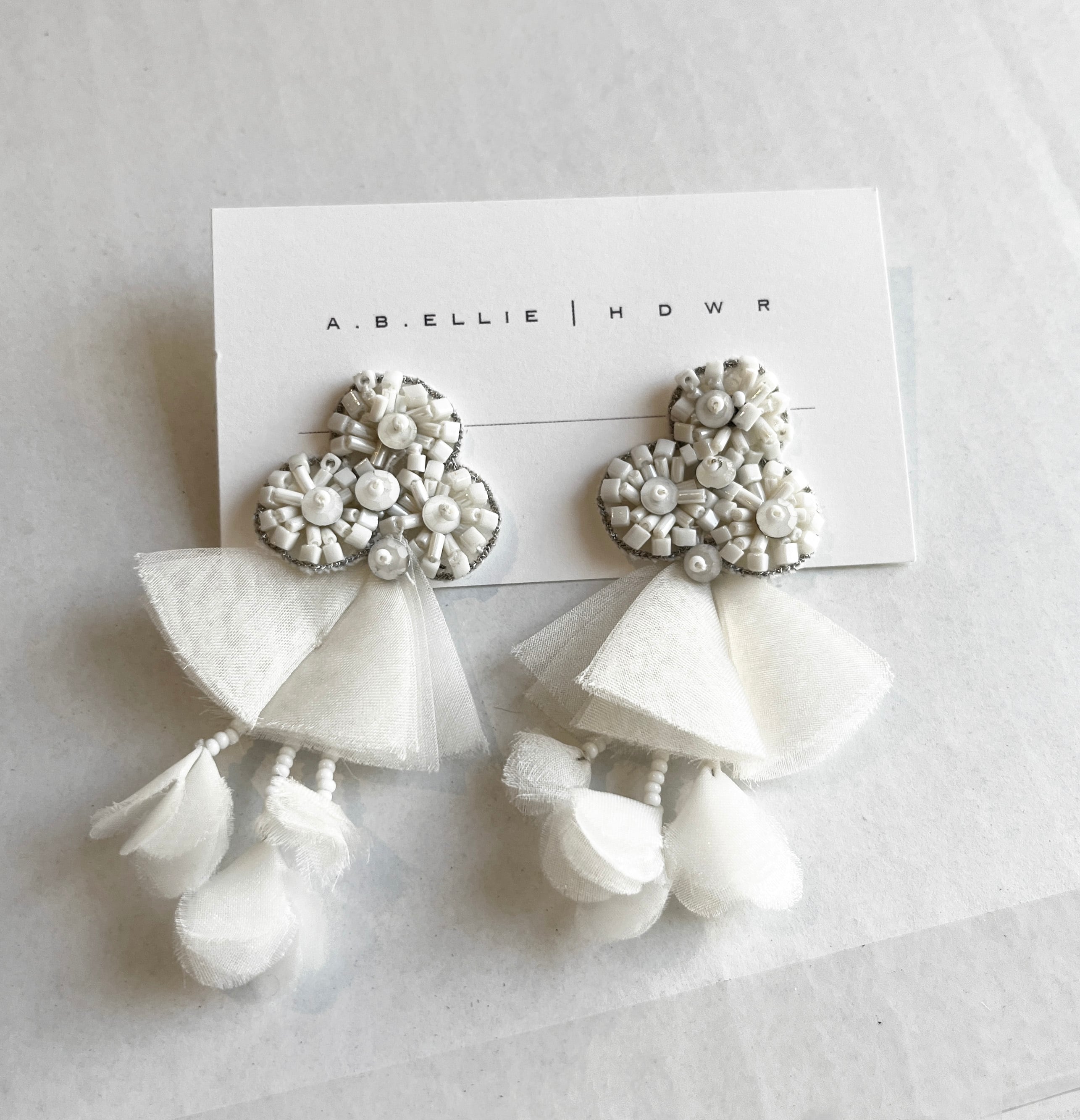 a.b.ellie tulip stem pierce エイビーエリー ピアス レンタル