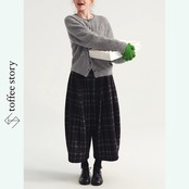 グレーに宿る、刺繍のひとひらカーディガン《P0318》